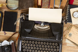 Billede af arbejdsbord med skrivemaskine